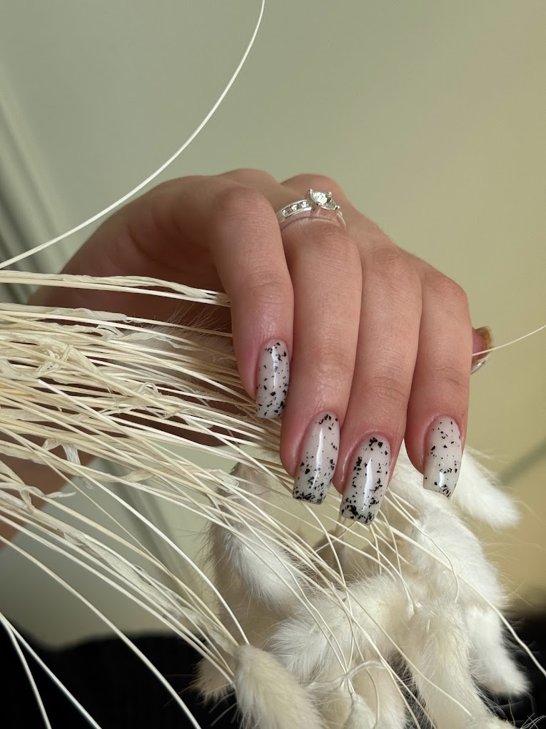 Manicure & Pedicure